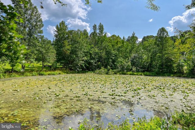200 SECLUSION SHORES DR, Mineral, VA 23117