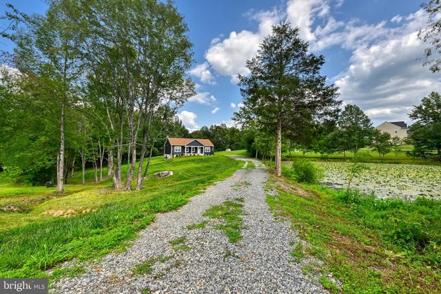 200 SECLUSION SHORES DR, Mineral, VA 23117