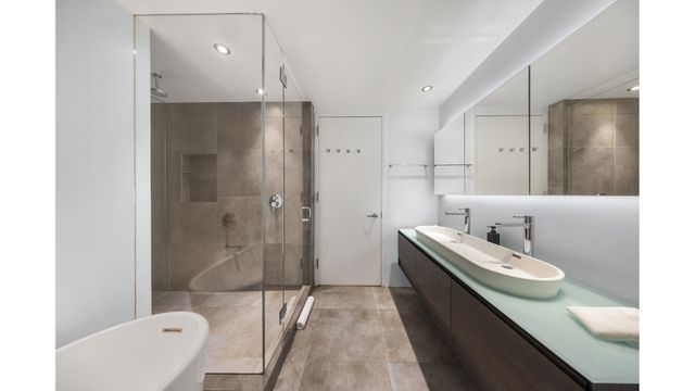 120 E 29TH Street TH1, New York City, NY 10016