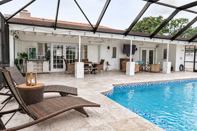 8253 NW 2nd Ct, Coral Springs, FL 33071