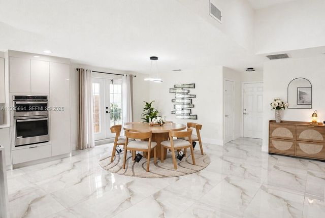 8253 NW 2nd Ct, Coral Springs, FL 33071