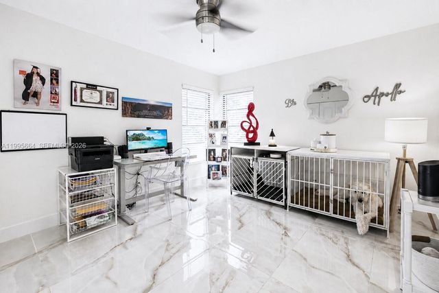 8253 NW 2nd Ct, Coral Springs, FL 33071