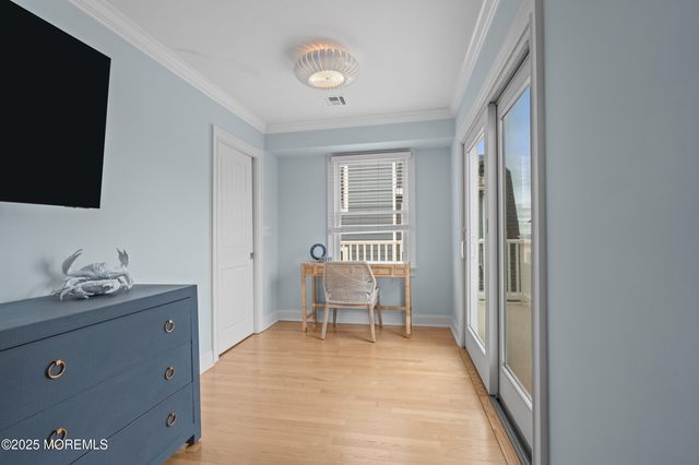 5 Shrewsbury Way, Sea Bright, NJ 07760