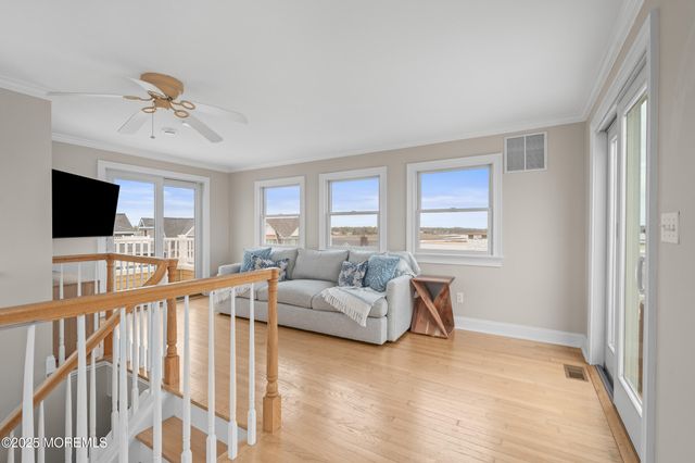 5 Shrewsbury Way, Sea Bright, NJ 07760