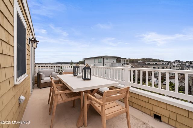 5 Shrewsbury Way, Sea Bright, NJ 07760