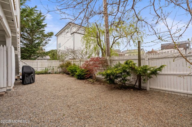 5 Shrewsbury Way, Sea Bright, NJ 07760