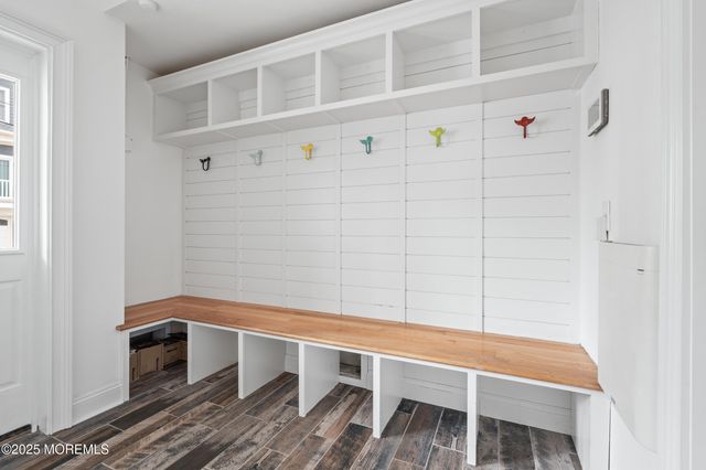 5 Shrewsbury Way, Sea Bright, NJ 07760