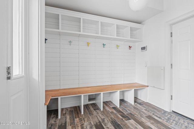 5 Shrewsbury Way, Sea Bright, NJ 07760