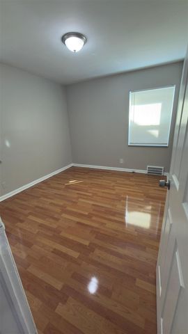 10370 Britain Street, Detroit, MI 48224