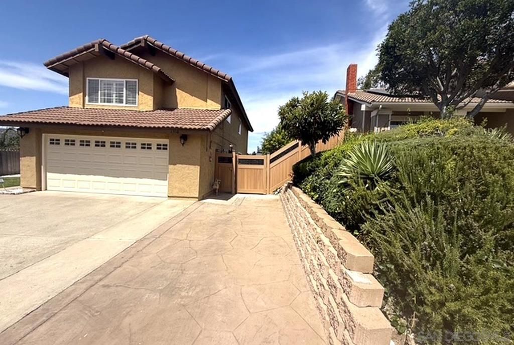 2912 Shady Pine St, Spring Valley, CA 91978 — photo 2