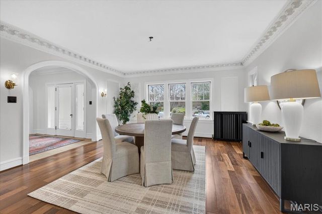 630 Sherwood Drive, Webster Groves, MO 63119