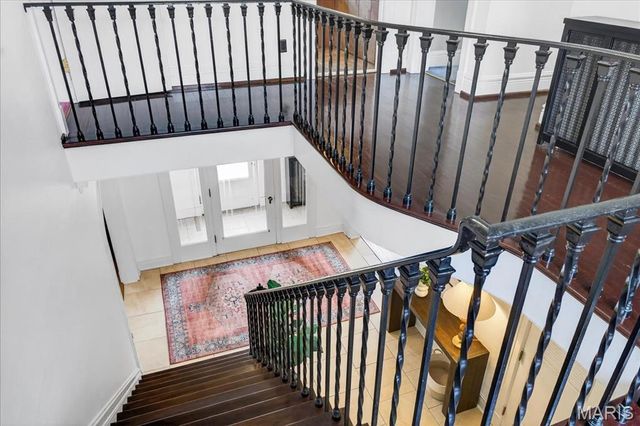 630 Sherwood Drive, Webster Groves, MO 63119