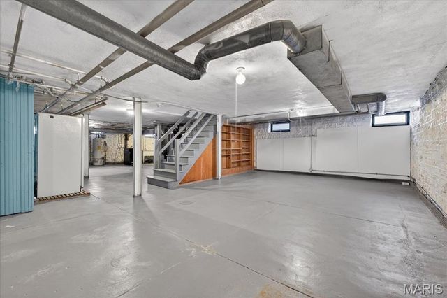 630 Sherwood Drive, Webster Groves, MO 63119