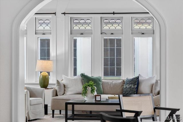 630 Sherwood Drive, Webster Groves, MO 63119