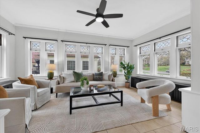 630 Sherwood Drive, Webster Groves, MO 63119