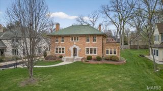 630 Sherwood Drive, Webster Groves, MO 63119