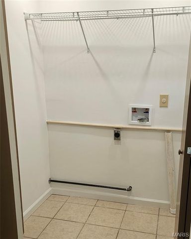 1109 Saint Helena Drive, Cahokia, IL 62206