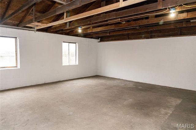 1109 Saint Helena Drive, Cahokia, IL 62206