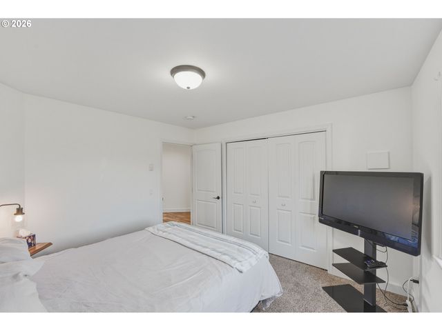 947 HAILEY Ln, Bandon, OR 97411