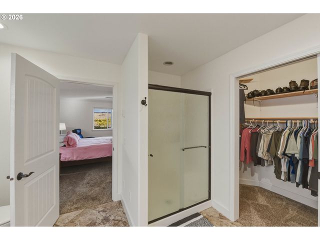 947 HAILEY Ln, Bandon, OR 97411