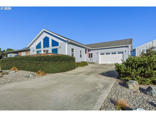 947 HAILEY Ln, Bandon, OR 97411