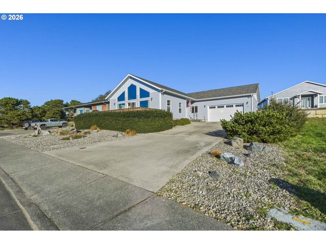 947 HAILEY Ln, Bandon, OR 97411