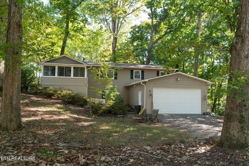 1631 Maplegreen Lane, Knoxville, TN 37922