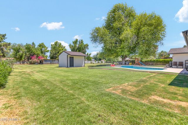 434 E Barbarita Avenue, Gilbert, AZ 85234