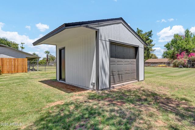 434 E Barbarita Avenue, Gilbert, AZ 85234