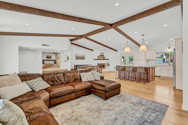 434 E Barbarita Avenue, Gilbert, AZ 85234