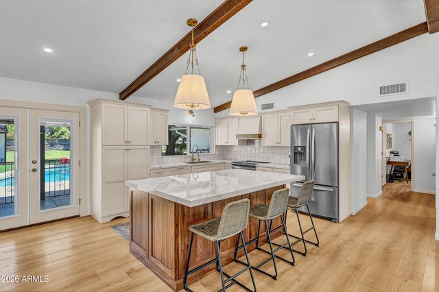 434 E Barbarita Avenue, Gilbert, AZ 85234