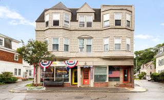 730 Hale St 2, Beverly, MA 01915