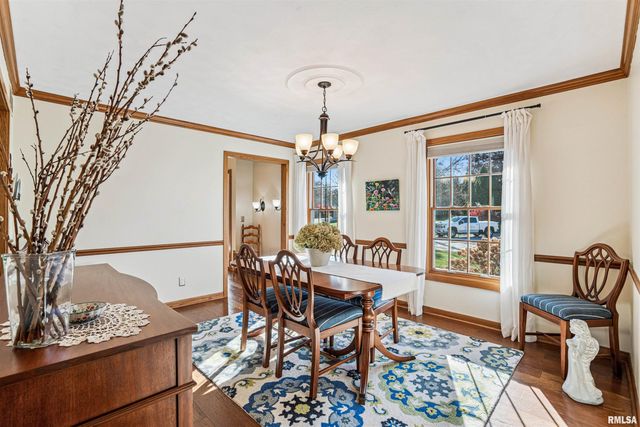 3905 25TH Avenue Court, Rock Island, IL 61201