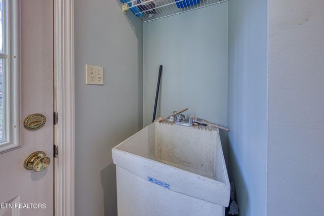 103 Windsong Lane, Oak Ridge, TN 37830