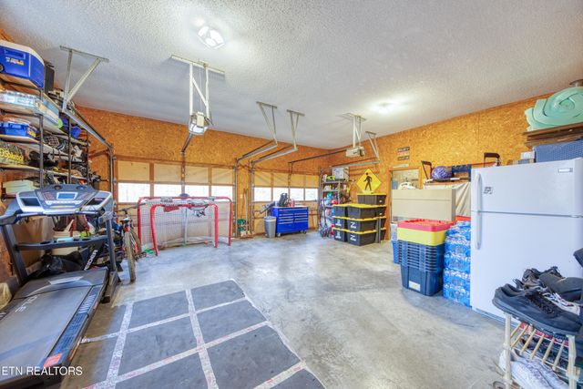 103 Windsong Lane, Oak Ridge, TN 37830