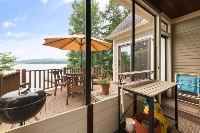 33 Arrowhead Point Road, Bristol, NH 03222
