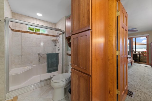 33 Arrowhead Point Road, Bristol, NH 03222