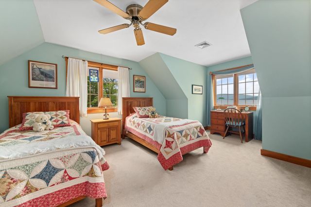33 Arrowhead Point Road, Bristol, NH 03222