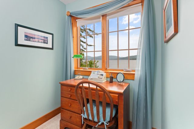 33 Arrowhead Point Road, Bristol, NH 03222