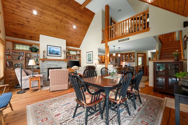 33 Arrowhead Point Road, Bristol, NH 03222