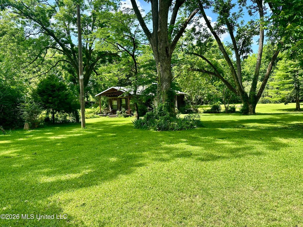 105 Church, Senatobia, MS 38668 — photo 3
