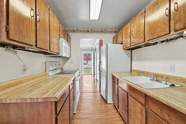 881 Edison Street, Saginaw, MI 48604