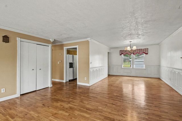 881 Edison Street, Saginaw, MI 48604