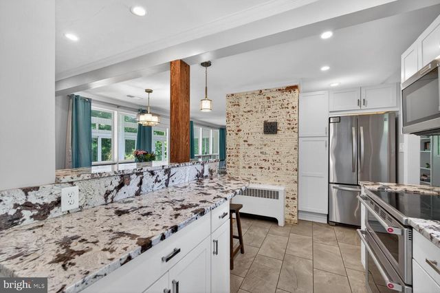 3407 SPRING LAKE TER, Fairfax, VA 22030