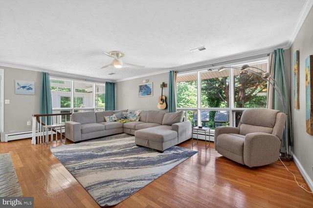 3407 SPRING LAKE TER, Fairfax, VA 22030