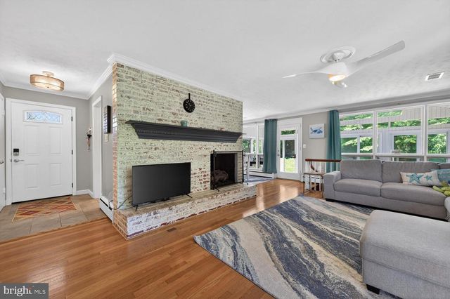 3407 SPRING LAKE TER, Fairfax, VA 22030