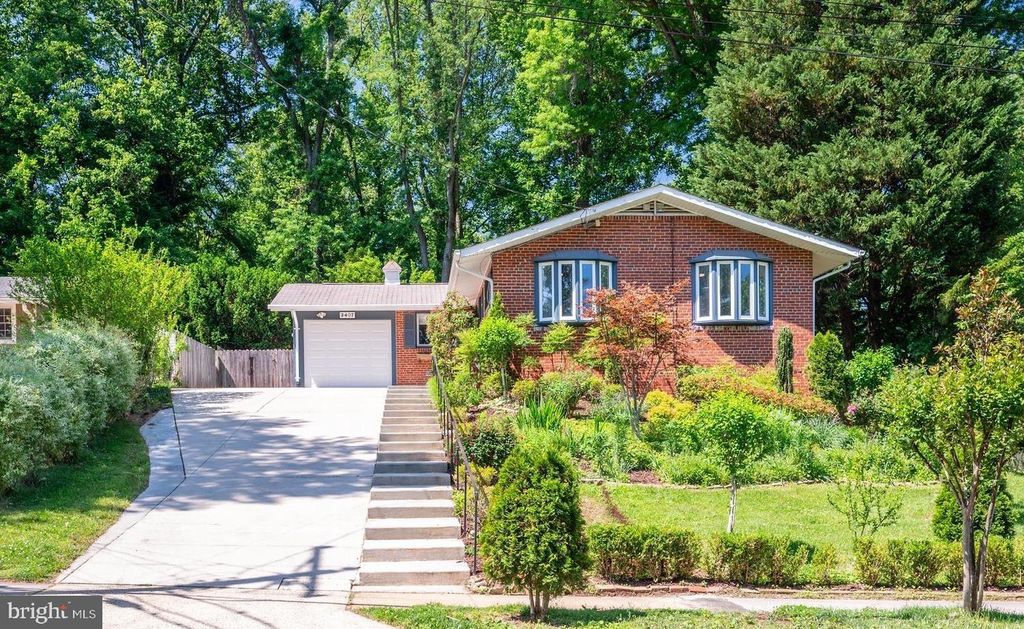 3407 SPRING LAKE TER, Fairfax, VA 22030