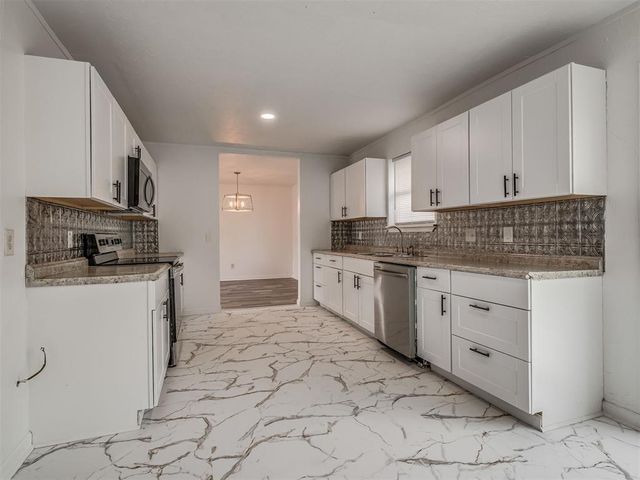 3407 Woodvale Drive, Oklahoma City, OK 73110