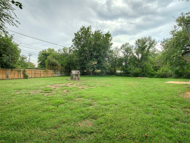 3407 Woodvale Drive, Oklahoma City, OK 73110