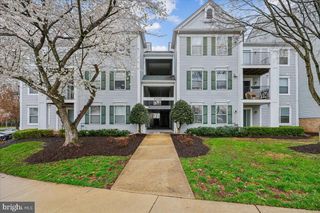 10010 VANDERBILT CIR #3-9, Rockville, MD 20850